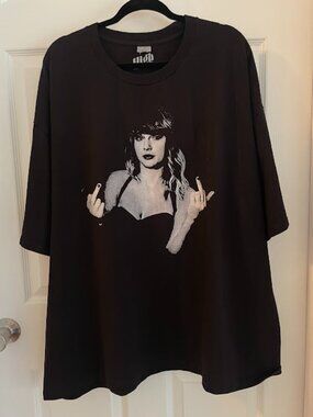Taylor Swift Fingers Up Tee Plus size